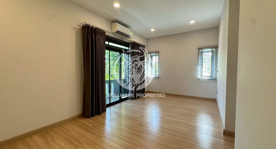 For rent 4 bedrooms house in Bang Lamung, Chonburi