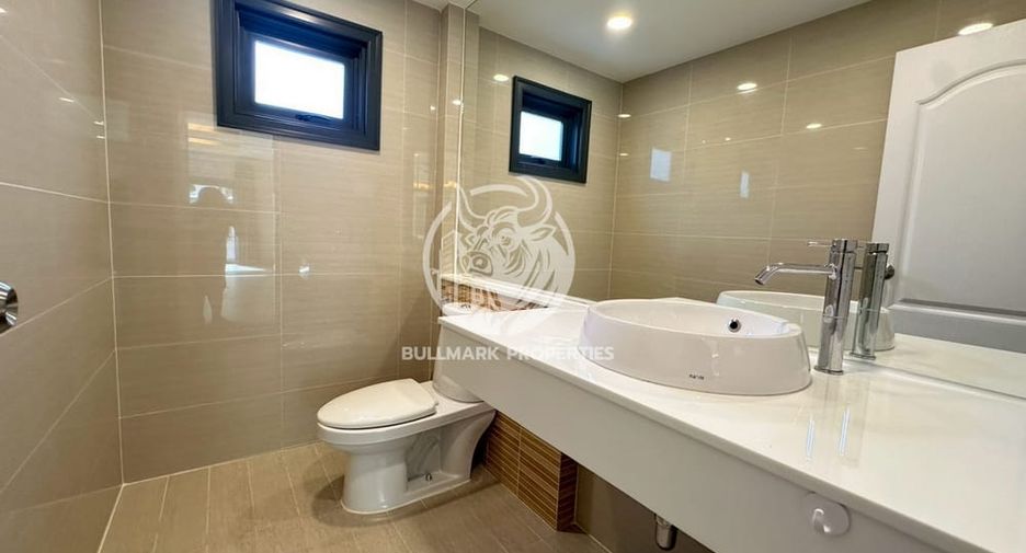For rent 4 bedrooms house in Bang Lamung, Chonburi