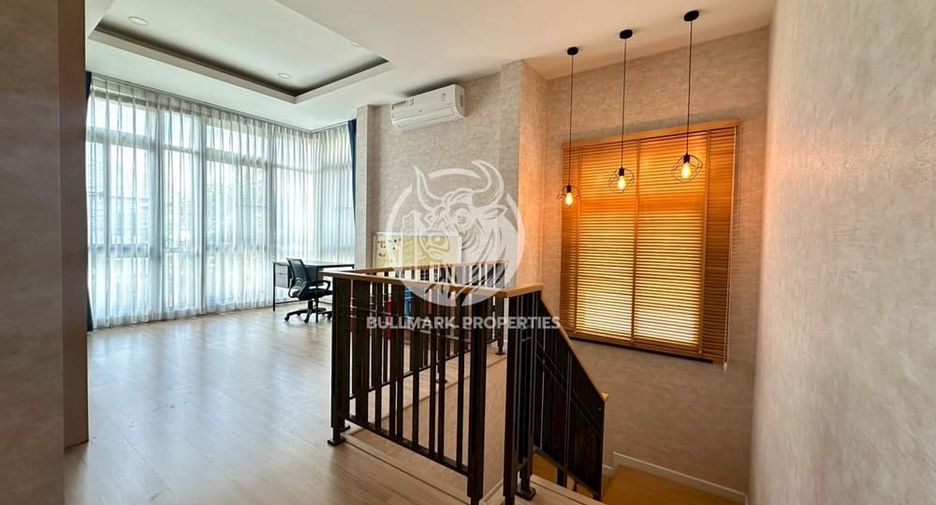 For rent 3 bedrooms house in Bang Lamung, Chonburi