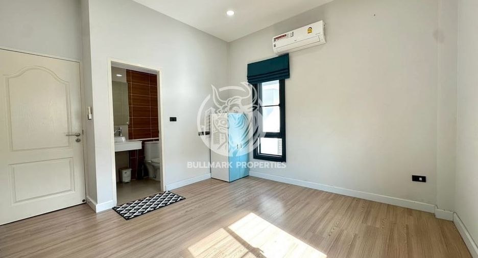 For rent 3 bedrooms house in Bang Lamung, Chonburi