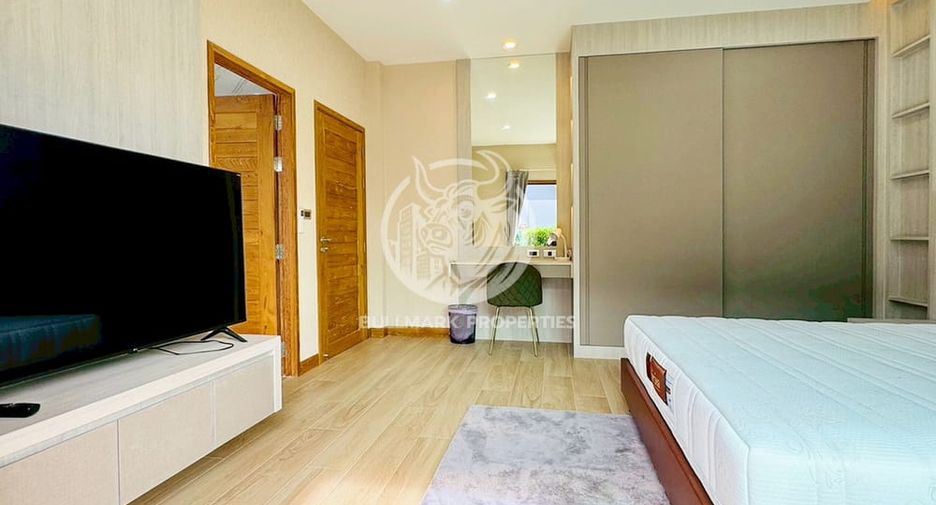 For rent 3 bedrooms house in Huay Yai, Pattaya