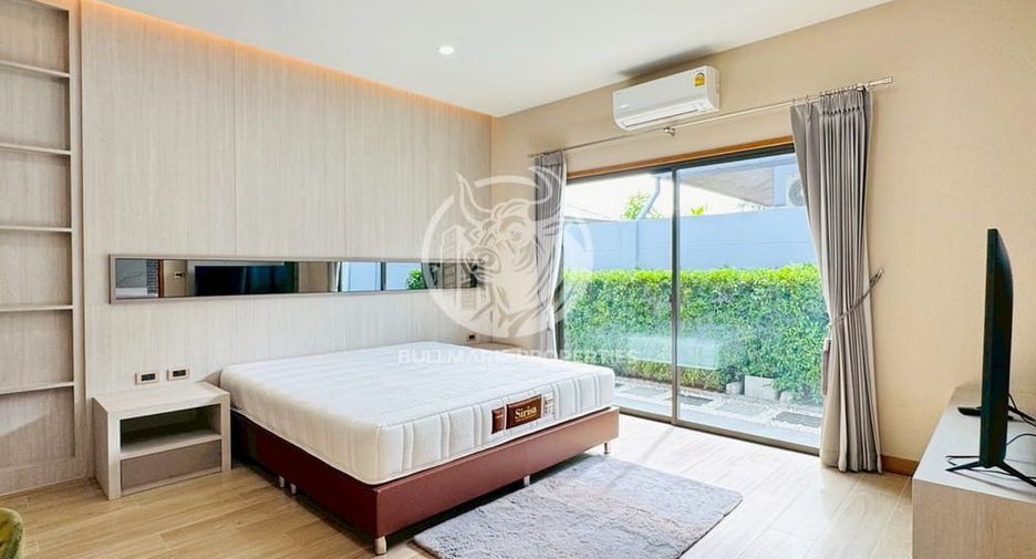 For rent 3 bedrooms house in Huay Yai, Pattaya