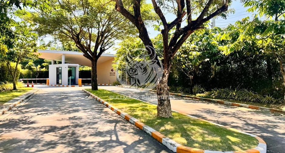 For rent 3 bedrooms house in Huay Yai, Pattaya