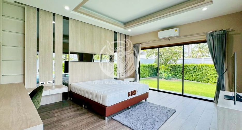 For rent 3 bedrooms house in Huay Yai, Pattaya