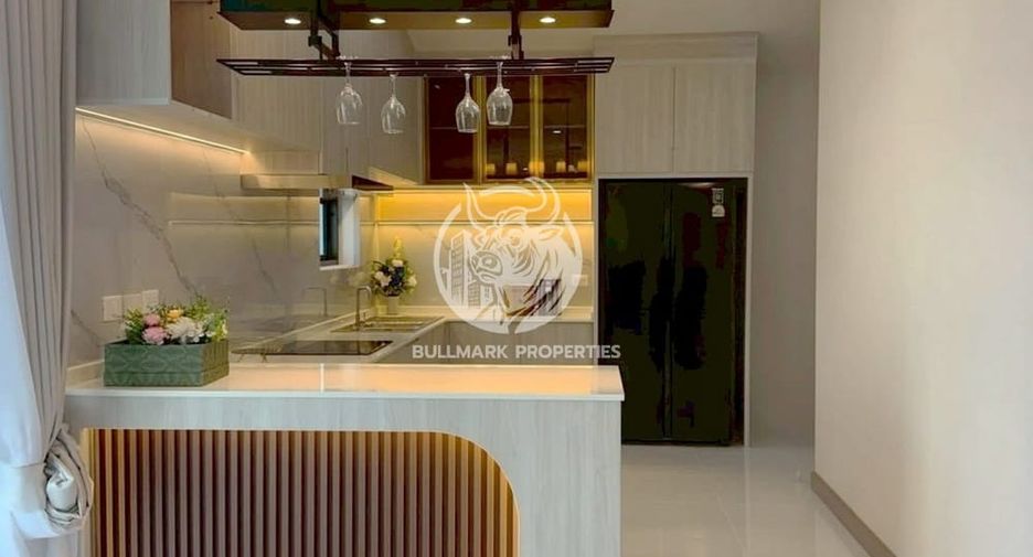 For rent and for sale 4 bedrooms house in Bang Lamung, Chonburi