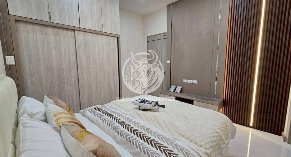 For rent and for sale 4 bedrooms house in Bang Lamung, Chonburi