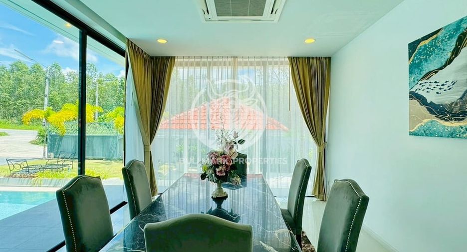 For rent 3 bedrooms house in Huay Yai, Pattaya