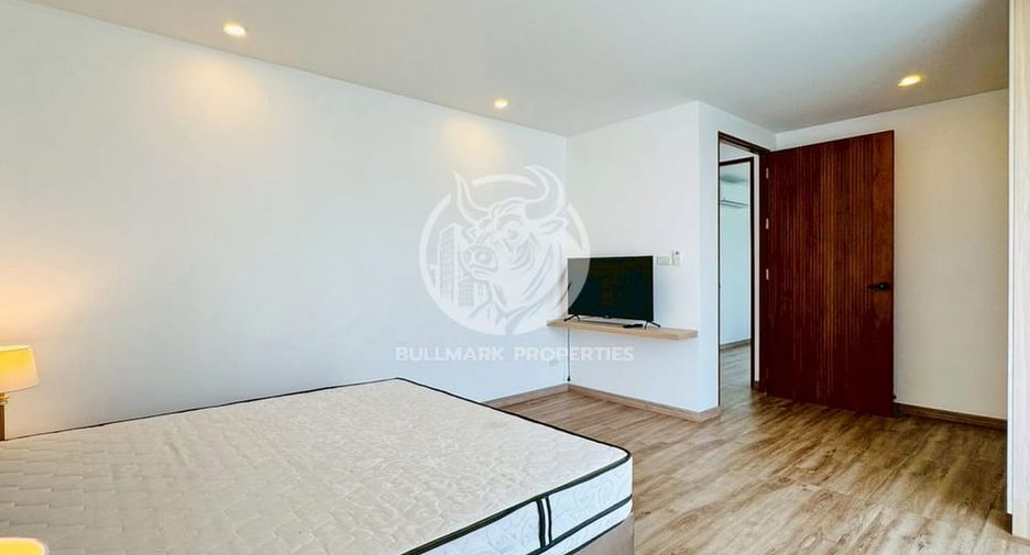 For rent 3 bedrooms house in Huay Yai, Pattaya