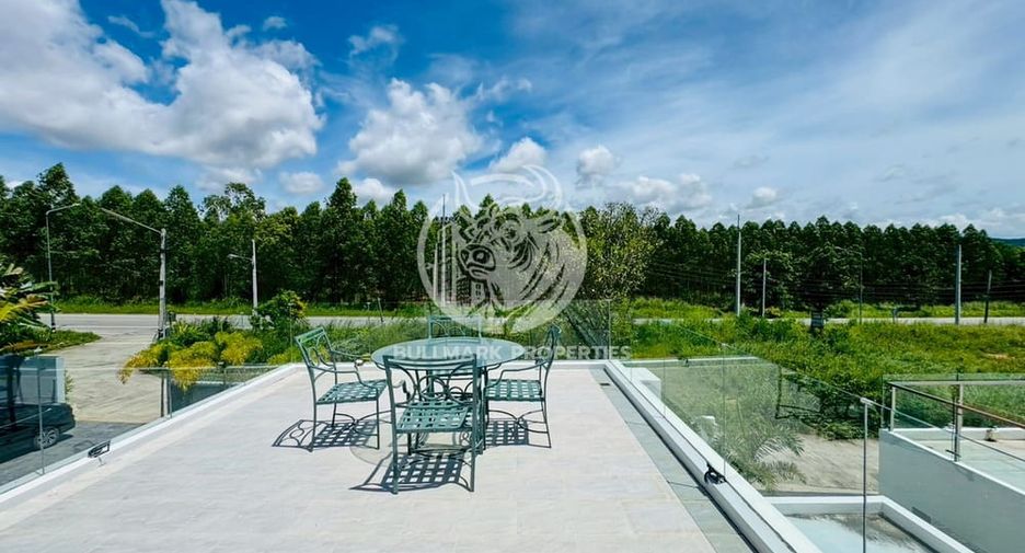For rent 3 bedrooms house in Huay Yai, Pattaya