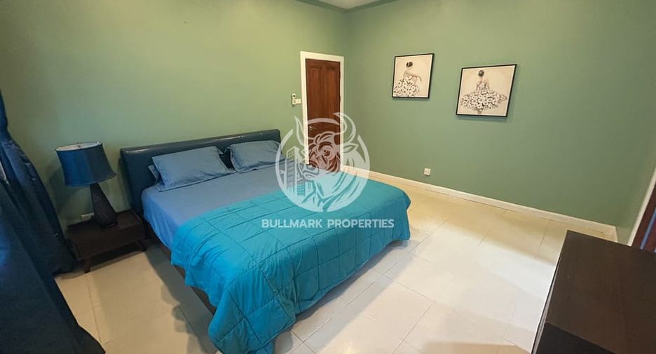For rent and for sale 3 bedrooms house in Bang Lamung, Chonburi