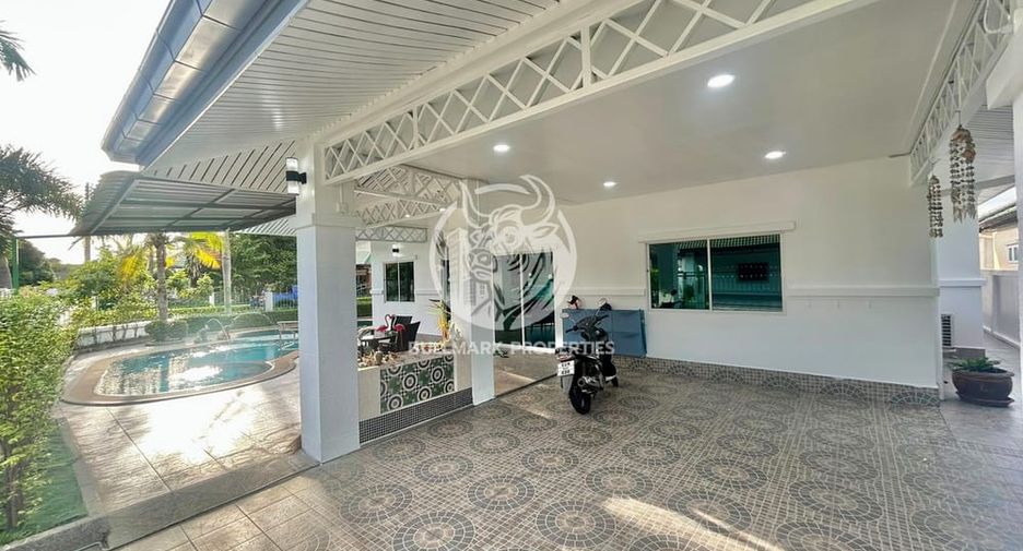 For rent and for sale 3 bedrooms house in Bang Lamung, Chonburi