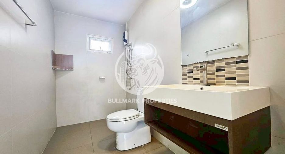 For rent 3 bedrooms house in Bang Lamung, Chonburi