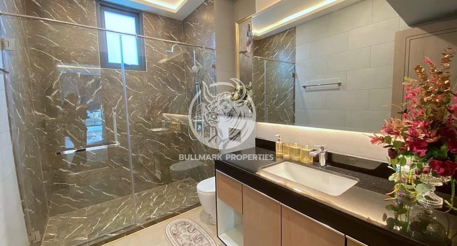 For rent 4 bedrooms house in Huay Yai, Pattaya