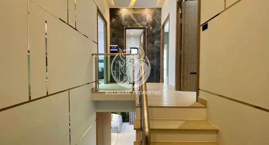 For rent and for sale 5 bedrooms house in Bang Lamung, Chonburi