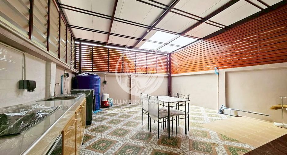 For rent 3 bedrooms house in Bang Lamung, Chonburi