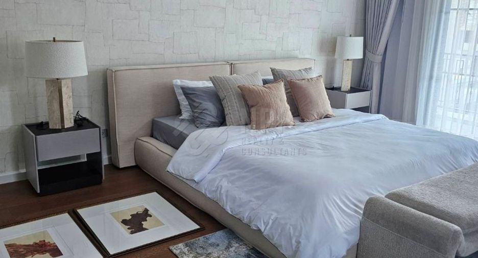 For rent and for sale 4 bedrooms house in Mueang Samut Prakan, Samut Prakan