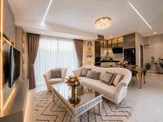Villa en alquiler de 3 habitaciones en Bang Lamung, Chonburi