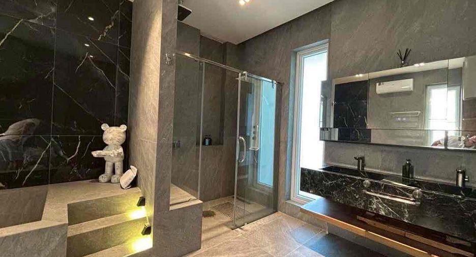 Villa en alquiler y en venta de 6 habitaciones en Bang Lamung, Chonburi