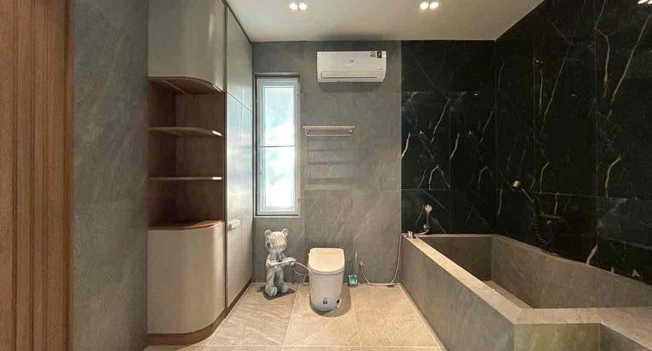 Villa en alquiler y en venta de 6 habitaciones en Bang Lamung, Chonburi
