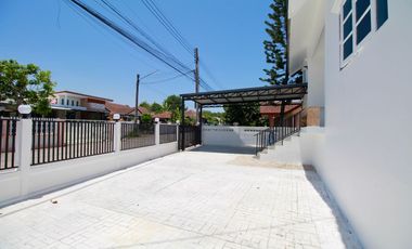 For sale 3 ベッドルーム house in Mueang Rayong, Rayong