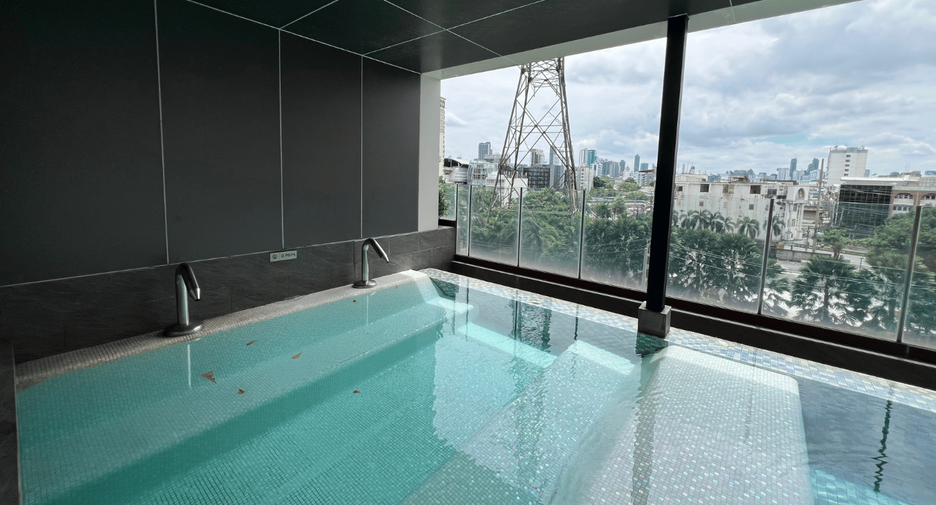 Condo en venta de 2 habitaciones en Suan Luang, Bangkok