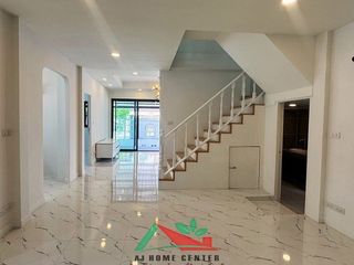 出售 4 卧室 独立屋 在 Bang Khen, 曼谷