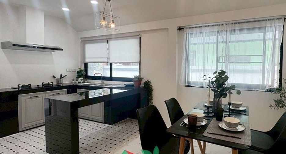 出售 4 卧室 独立屋 在 Bang Khen, 曼谷