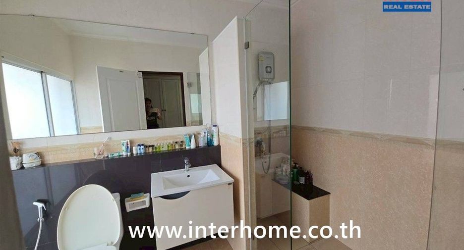For sale 5 ベッドルーム house in Lam Luk Ka, Pathum Thani