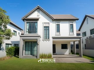 For sale 4 bedrooms house in Lat Krabang, Bangkok