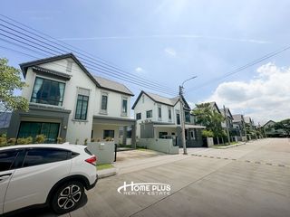 For sale 4 bedrooms house in Lat Krabang, Bangkok