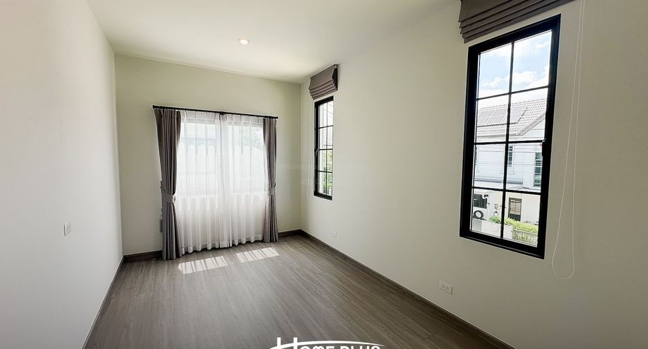 出售 4 卧室 独立屋 在 Lat Krabang, 曼谷