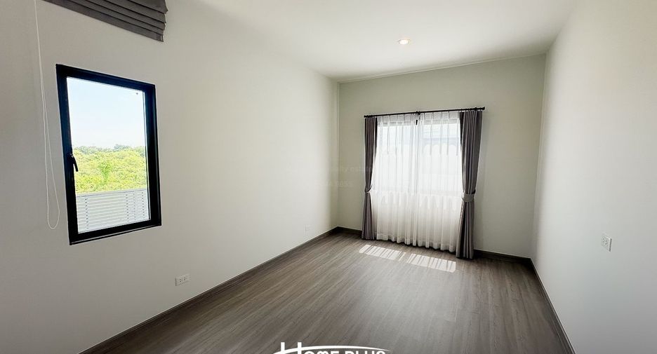 出售 4 卧室 独立屋 在 Lat Krabang, 曼谷
