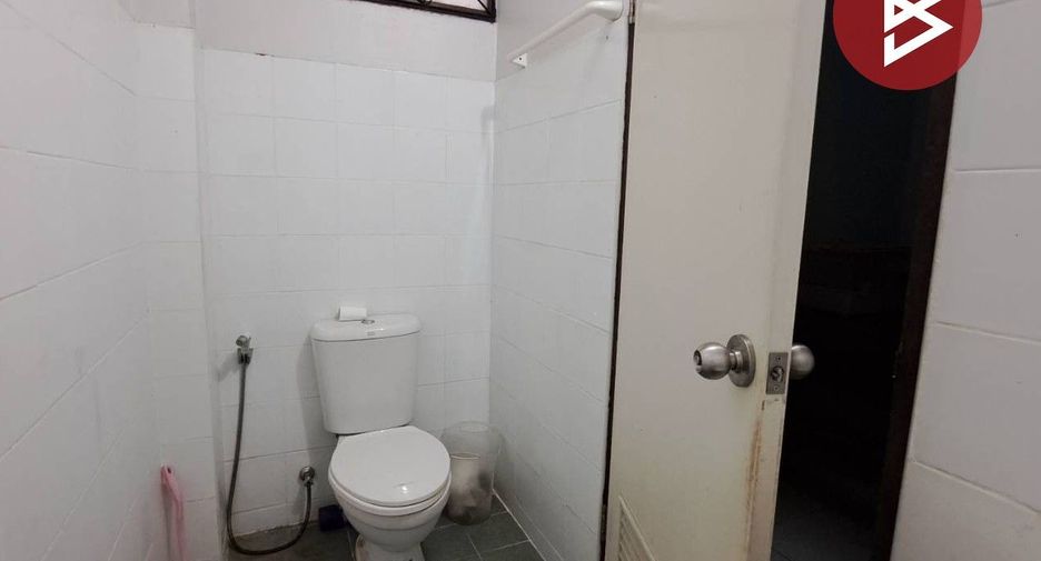 For sale 3 bedrooms retail Space in Bang Lamung, Chonburi