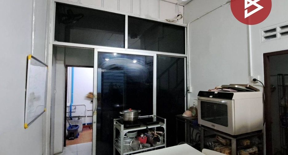 For sale 3 bedrooms retail Space in Bang Lamung, Chonburi