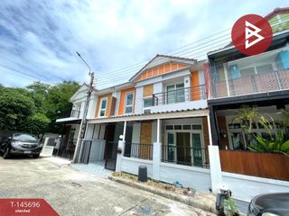 Casa adosada en venta de 3 habitaciones en Bang Bua Thong, Nonthaburi