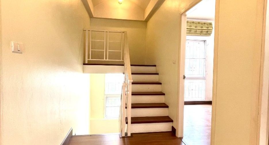 Casa adosada en venta de 3 habitaciones en Bang Bua Thong, Nonthaburi