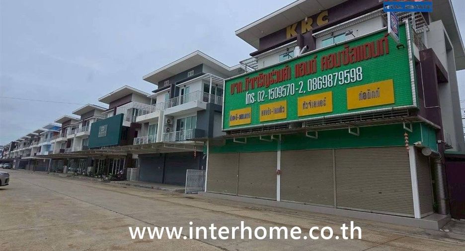 Продажа 4 спальни торговое помещение в Lam Luk Ka, Патумтани