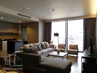 For rent 4 bedrooms apartment in Khlong Toei, Bangkok