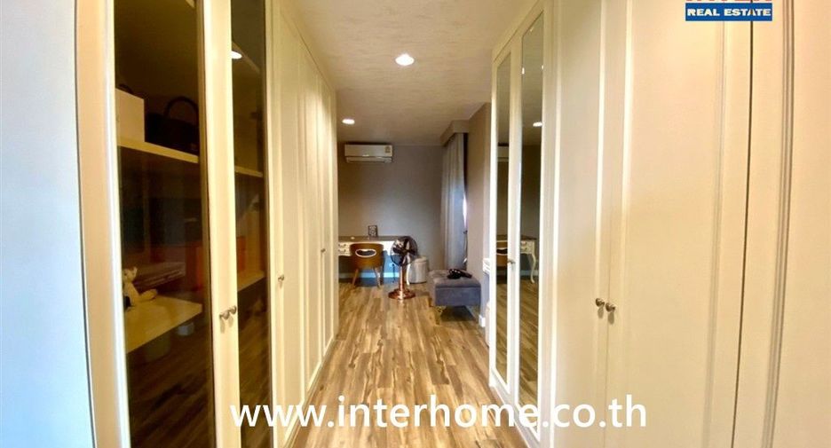 Casa en venta de 4 habitaciones 