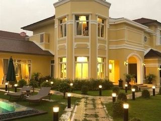 For sale 4 bedrooms house in Mueang Samut Sakhon, Samut Sakhon
