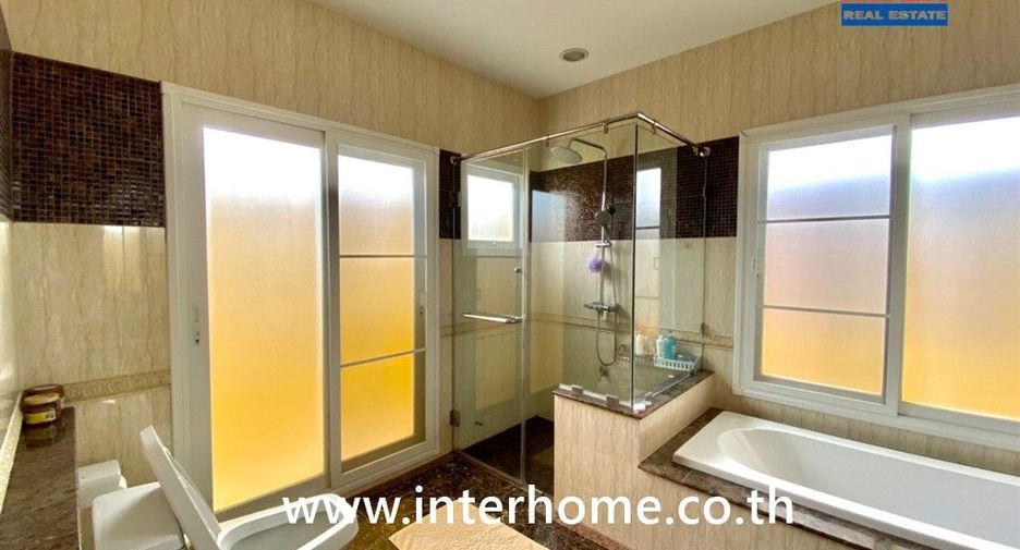 Casa en venta de 4 habitaciones 