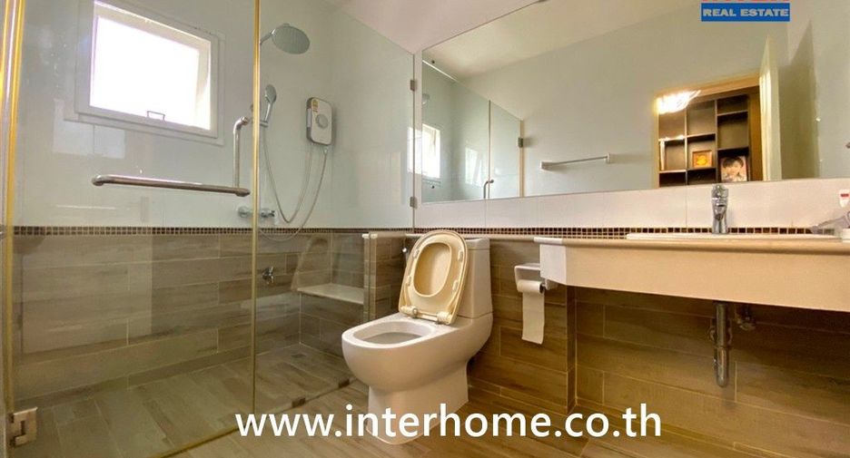 Casa en venta de 4 habitaciones 