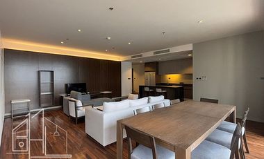 À louer 4 chambres condo à Khlong Toei, Bangkok