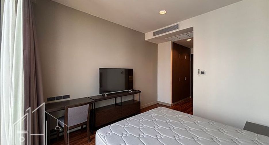 À louer 4 chambres condo à Khlong Toei, Bangkok