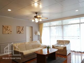 Wohnung zur Miete mit 4 Zimmer in Watthana, Bangkok