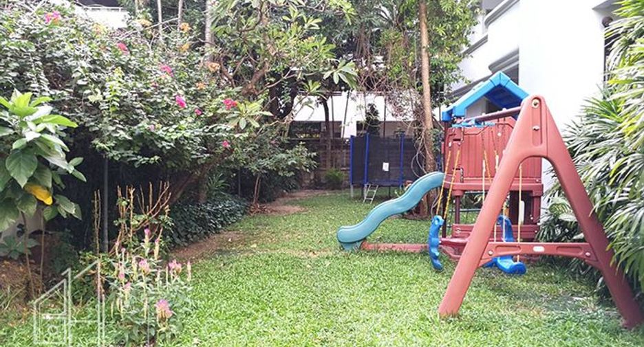 Wohnung zur Miete mit 4 Zimmer in Watthana, Bangkok