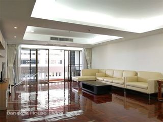 For rent 3 bedrooms apartment in Watthana, Bangkok