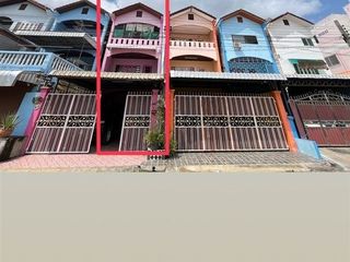 For sale 3 bedrooms townhouse in Bang Khae, Bangkok