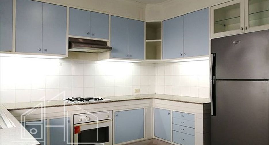 For rent 3 ベッドルーム condo in Watthana, Bangkok