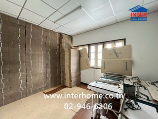 Casa adosada en venta de 3 habitaciones en Bang Khae, Bangkok